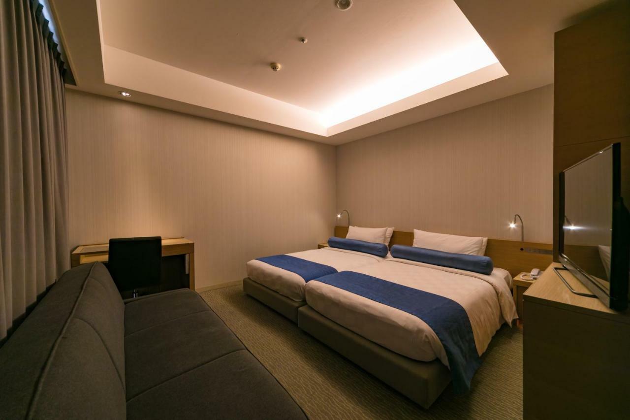 Naha Tokyu REI Hotel Eksteriør billede